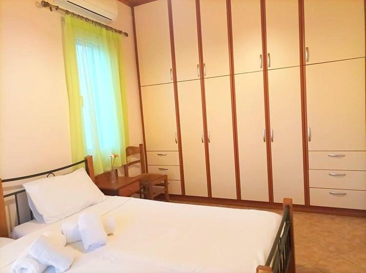 Lourantos Bayside Apartments فاثي المظهر الخارجي الصورة